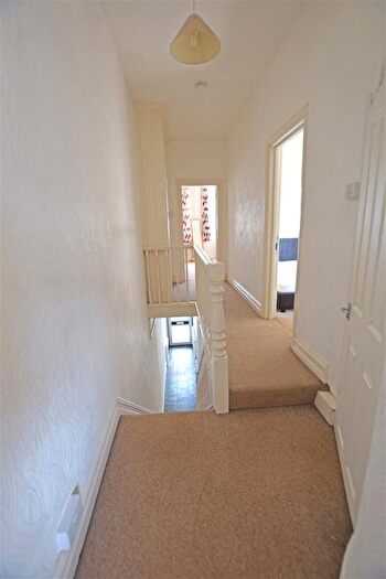 3 Bedroom Terraced House For Sale In Heathfield Road, Heath/Gabalfa, Cardiff, CF14