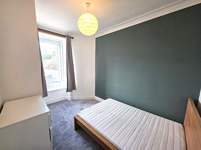 2 Bedroom Flat To Rent In Commerce Street, City Centre, Aberdeen, AB11