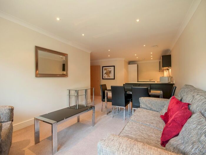 2 Bedroom Flat To Rent In Walton Well Road, Oxford, OX2