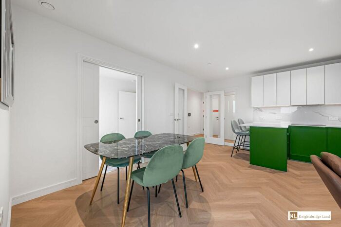 1 Bedroom Flat To Rent In Bower House, Henshaw Parad, The Hyde, NW9
