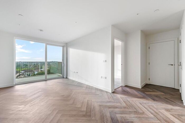1 Bedroom Apartment To Rent In Bower House, Hendon, London, NW9