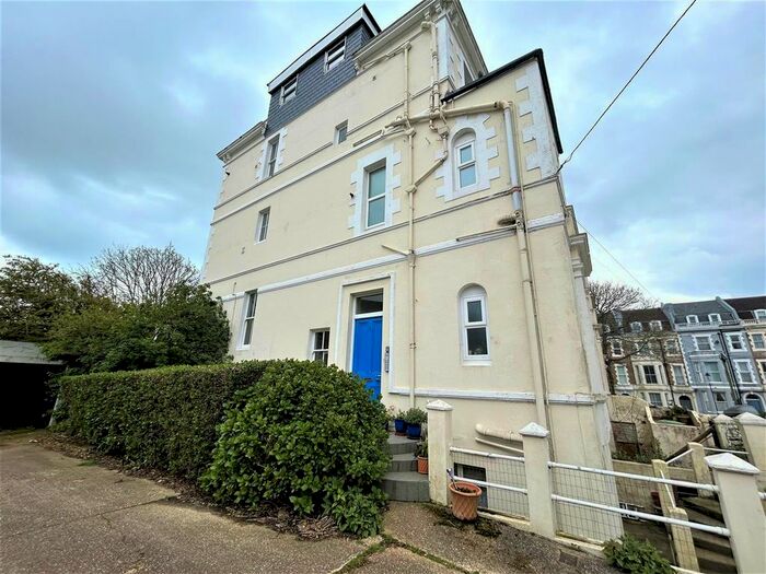 2 Bedroom Flat To Rent In St. Pauls Place, St. Leonards-On-Sea, TN37