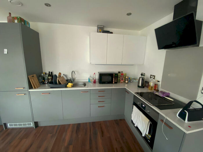 3 Bedroom Apartment To Rent In Chatham Street, Sheffield, South Yorkshire, S3