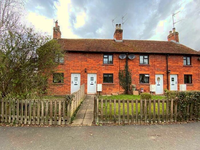 2 Bedroom Cottage To Rent In River Lane, Milton Ernest, MK44