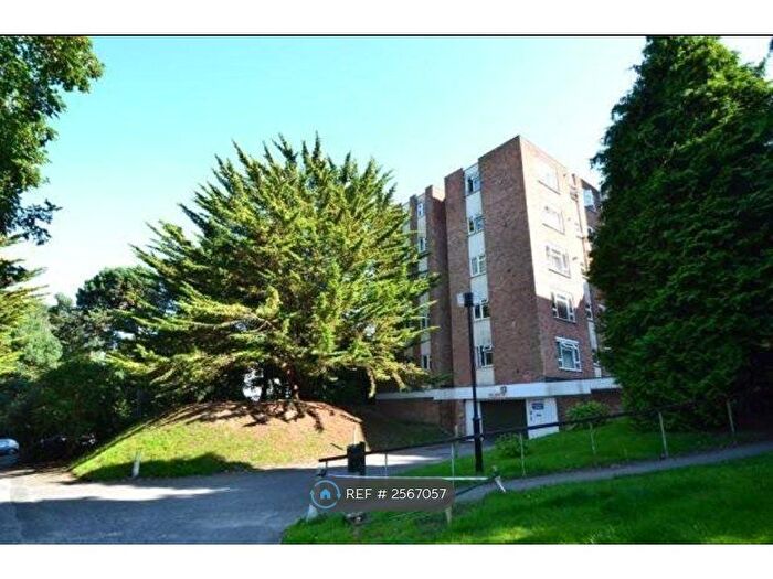 1 Bedroom Flat To Rent In Wimbledon Hall, Bournemouth, BH1