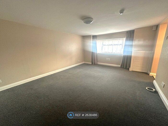 1 Bedroom Flat To Rent In Claremont Road, Bristol, BS7