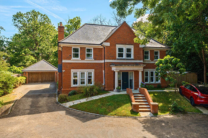 7 Bedroom Detached House For Sale In Fitzgerald Park, Binfield, RG42