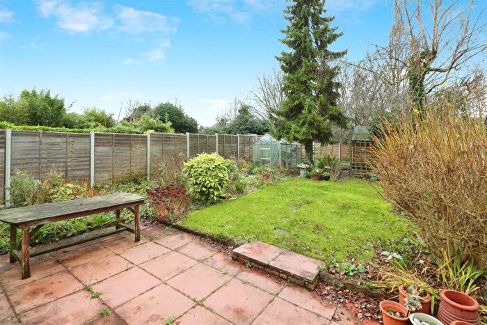 2 Bedroom Detached Bungalow For Sale In Quorn Road, Rushden, NN10