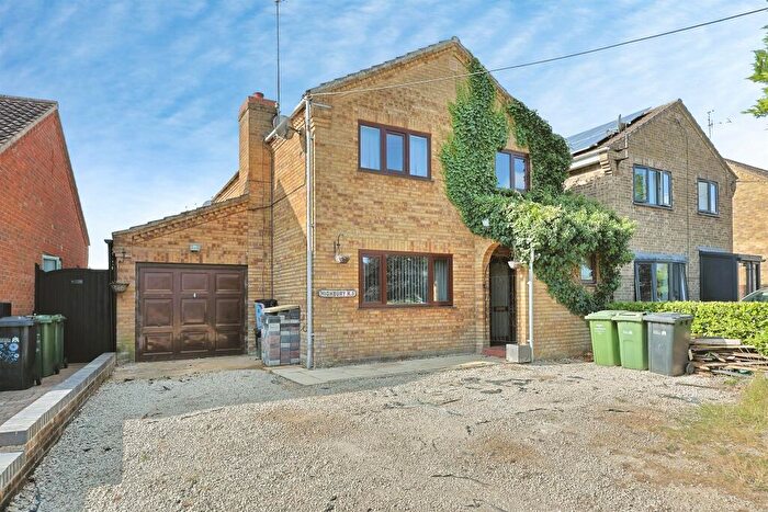 3 Bedroom Detached House For Sale In The Street, Marham, PE33
