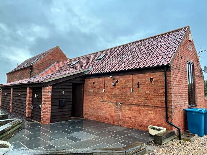 2 Bedroom Barn Conversion To Rent In Fosse Road, Car Colston, NG13
