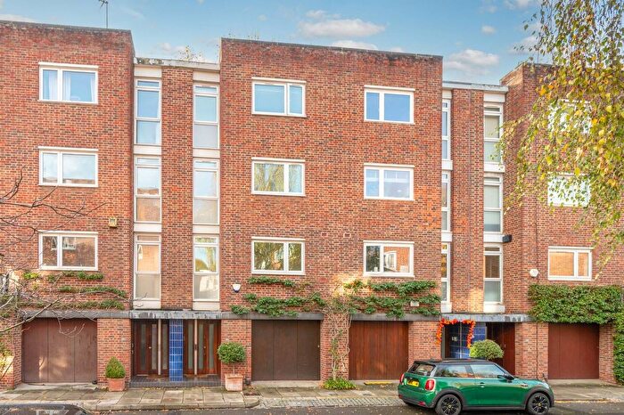 5 Bedroom Terraced House To Rent In Woodsford Square, Holland Park, London, W14