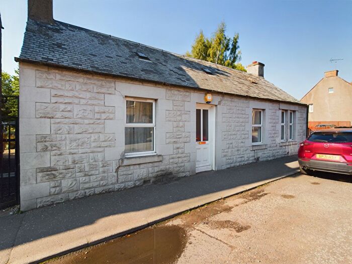 2 Bedroom Detached House For Sale In George Street, Coupar Angus, Perthshire, PH13