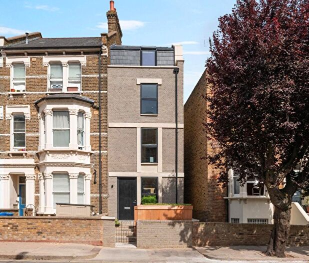 3 Bedroom End Terrace House For Sale In Saltram Crescent, London, W9