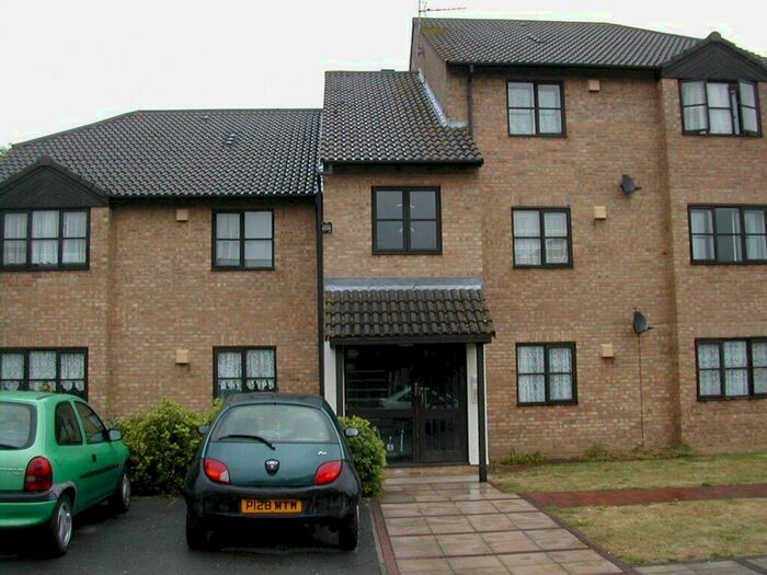 1 Bedroom Flat To Rent In Cooper Way, Cippenham, SL1