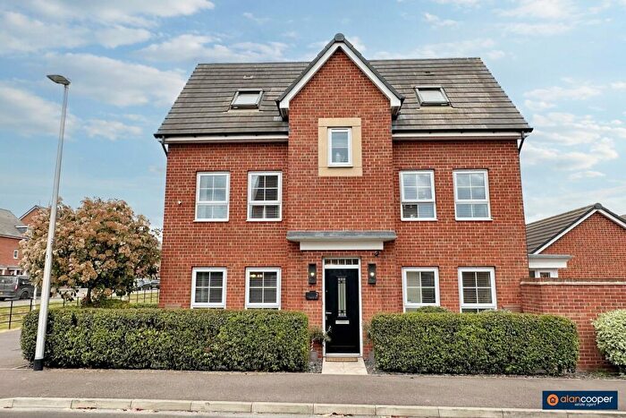 4 Bedroom Detached House For Sale In Sundial Way, St James Gate, Weddington, Nuneaton, CV10