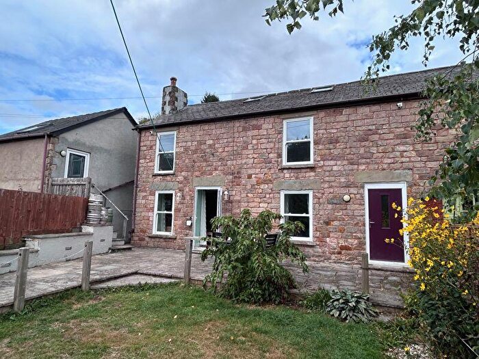 4 Bedroom Semi-Detached House For Sale In Tramway Road, Ruspidge, GL14