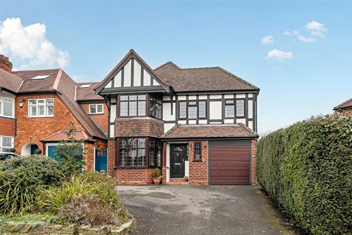 4 Bedroom Detached House For Sale In Rectory Road, Solihull, B91