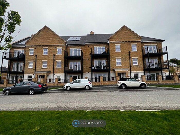 1 Bedroom Flat To Rent In Weldon, Ebbsfleet Valley, Swanscombe, Dartford, DA10