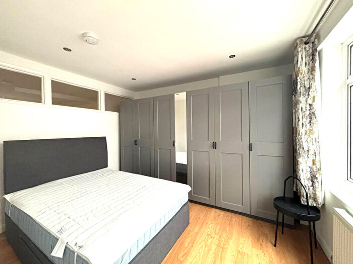 1 Bedroom Flat To Rent In Churchill Avenue, HA3