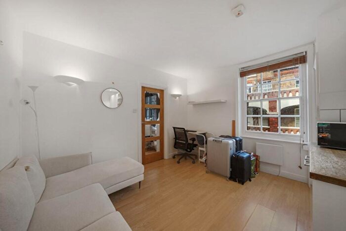 1 Bedroom Flat To Rent In De Walden House, Allitsen Road, NW8