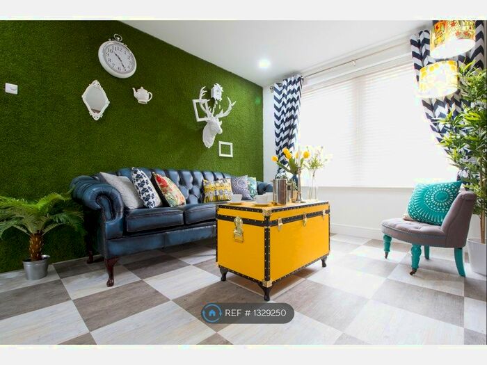 6 Bedroom Semi-Detached House To Rent In Esher Road, Liverpool, L6