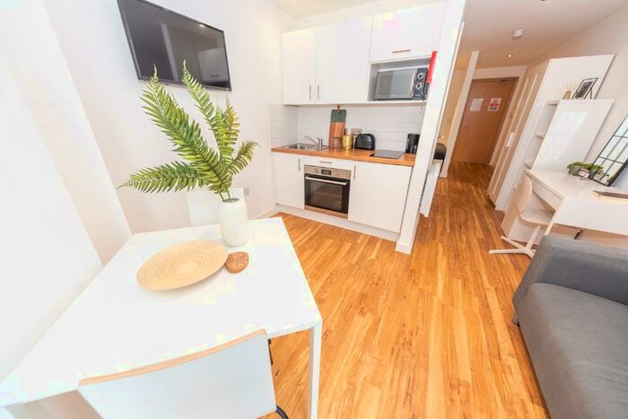 Studio To Rent In Frederick Road, Salford, Greater Manchester, M6