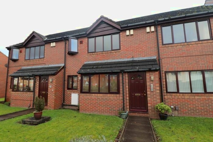 2 Bedroom Flat To Rent In Weavers Court, Roker Lane, Pudsey, LS28