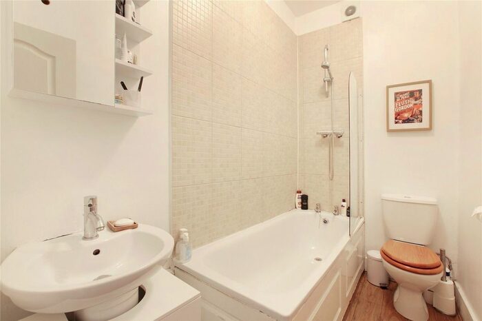1 Bedroom Flat To Rent In Gresham Road, Brixton, SW9