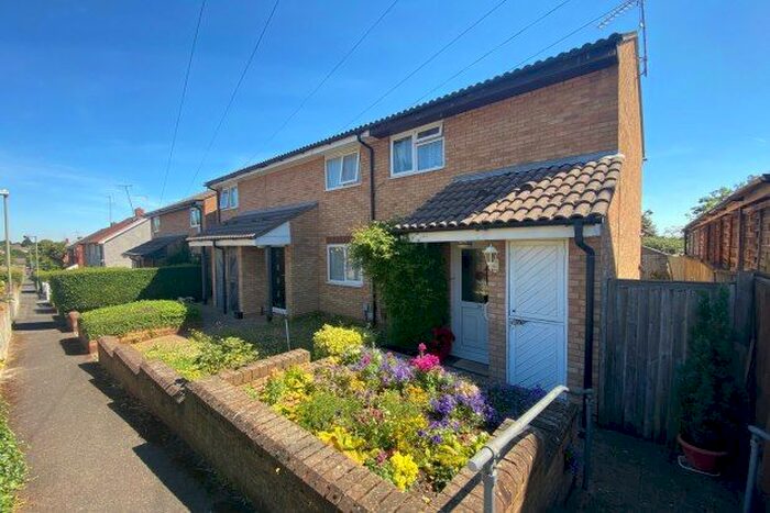 1 Bedroom Property To Rent In Whippendell Way, Orpington, BR5