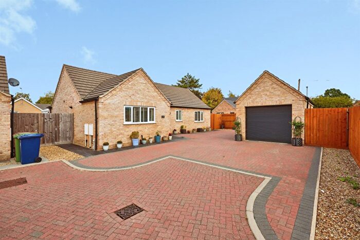 2 Bedroom Detached Bungalow For Sale In Magnolia Close, March, PE15