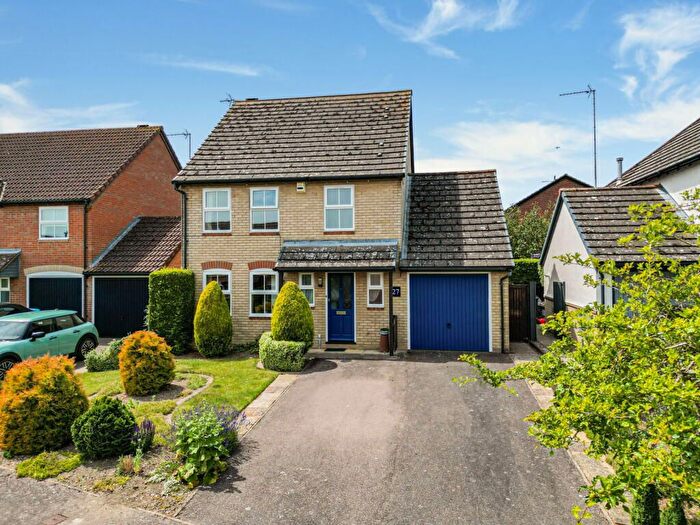 3 Bedroom Detached House For Sale In Peasmead, Buntingford, SG9