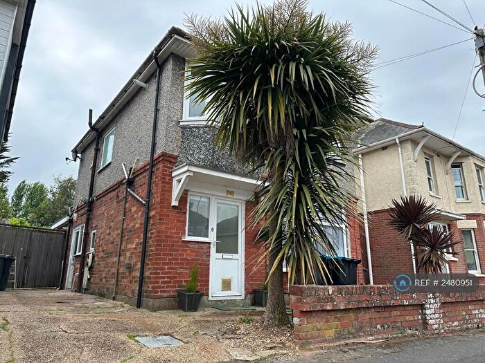 1 Bedroom Flat To Rent In Cherford Road, Bournemouth, BH11