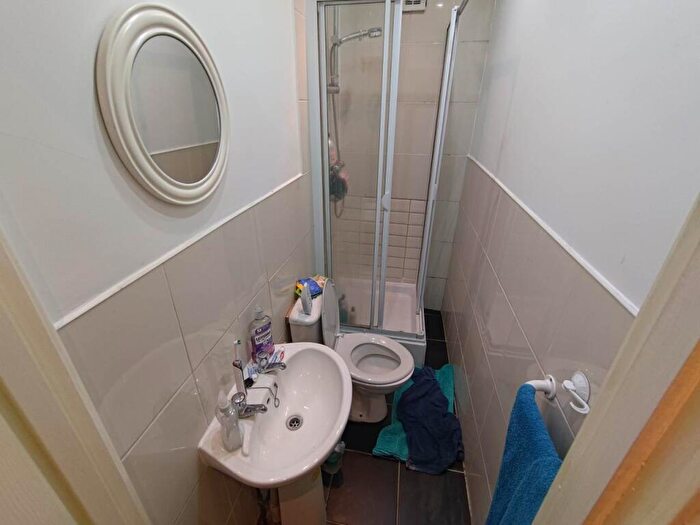 1 Bedroom Flat To Rent In Cathays Terrace, Cathays, Cardiff, CF24