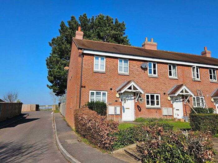 2 Bedroom End Terrace House For Sale In Barley Fields, High Street, Shirrell Heath, Southampton, SO32