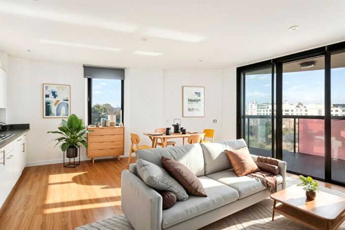 1 Bedroom Apartment For Sale In Park Village East, London, NW1