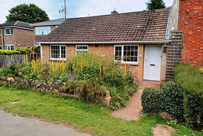 2 Bedroom Bungalow To Rent In The Moor, Carlton, Bedford, MK43