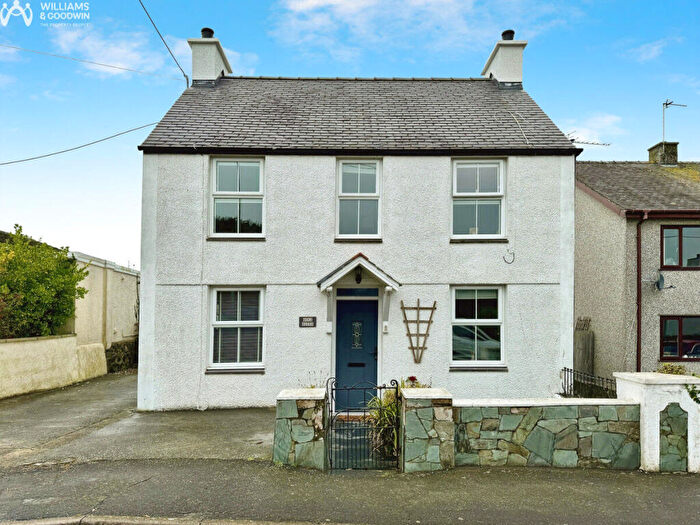 3 Bedroom Detached House For Sale In High Street, Bryngwran, Anglesey, LL65