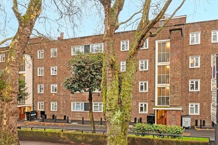 2 Bedroom Flat To Rent In Highbury New Park, Highbury New Park, N5