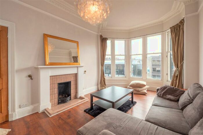 2 Bedroom Flat To Rent In Haymarket Terrace, Edinburgh, EH12