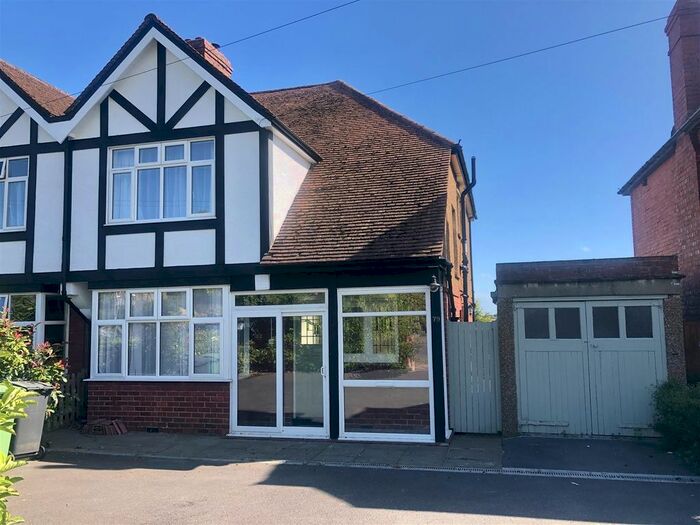 3 Bedroom Semi-Detached House To Rent In Priory Avenue, Hastings, TN34