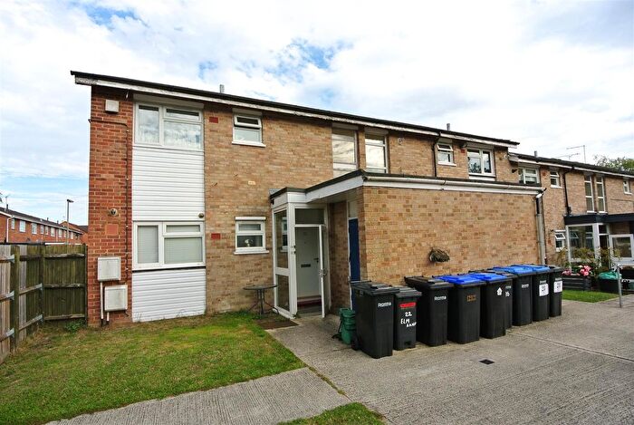 1 Bedroom Flat To Rent In Elmbank Avenue, Englefield Green, Egham, TW20