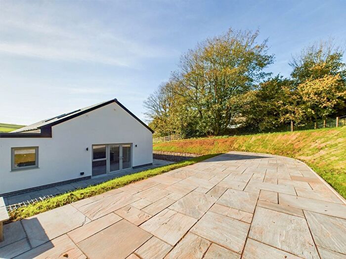 3 Bedroom Detached Bungalow For Sale In Wakeham Farm, South Milton, TQ7