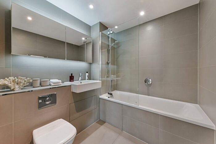 1 Bedroom Flat To Rent In Uncle Elephant And Castle, Churchyard Row, Elephant And Castle, SE11