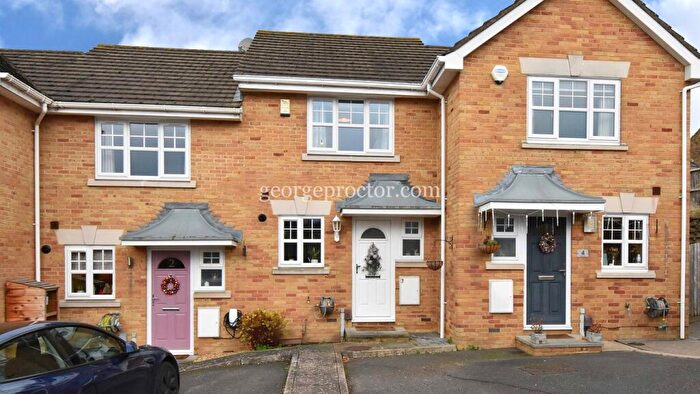 2 Bedroom Terraced House For Sale In Farrier Close, Bickley, BR1