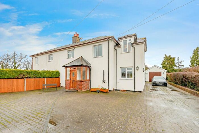3 Bedroom Semi-Detached House For Sale In Whitewood Lane, Horne, Horley, RH6