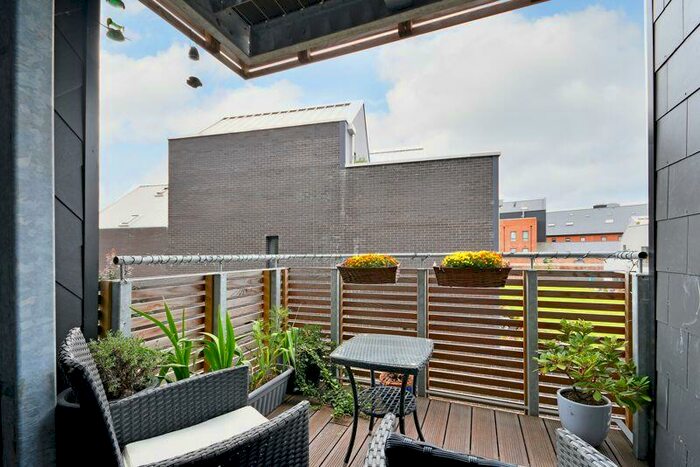 1 Bedroom Apartment To Rent In Little Kelham Street, Sheffield, S3