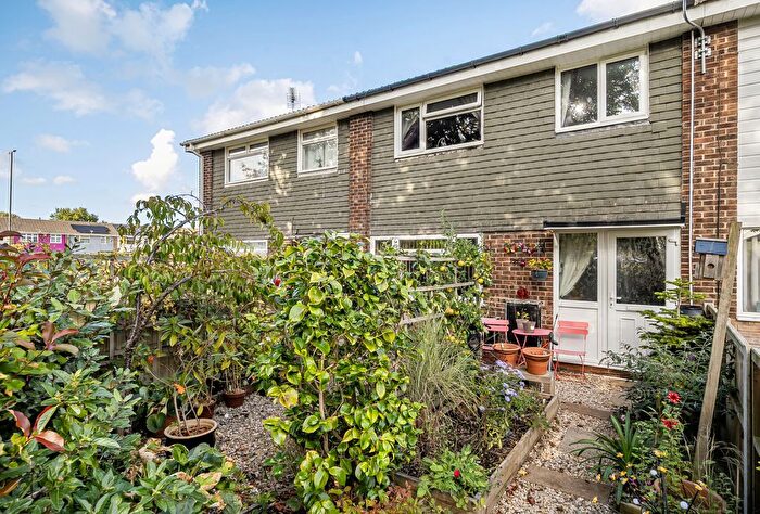 3 Bedroom Terraced House For Sale In Bredon, Yate, Bristol, Gloucestershire, BS37