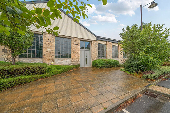 1 Bedroom Apartment For Sale In Evening Star Lane, Swindon, Wiltshire, SN2