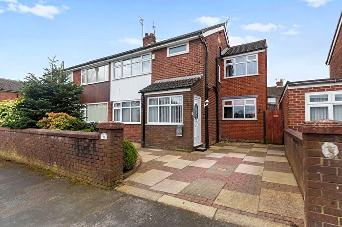 4 Bedroom Semi Detached House For Sale In Deepdale Drive, Rainhill, L35