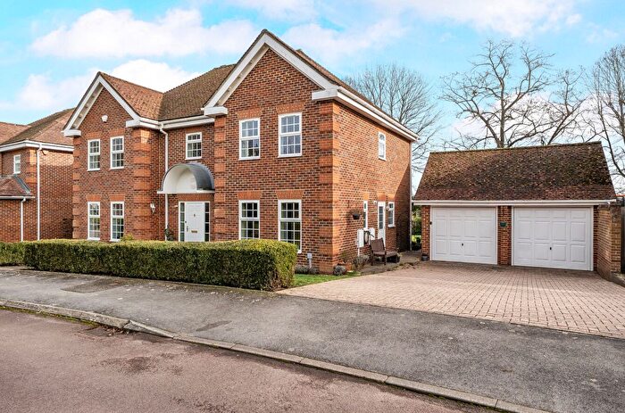 5 Bedroom Detached House For Sale In Woking, Surrey, GU22
